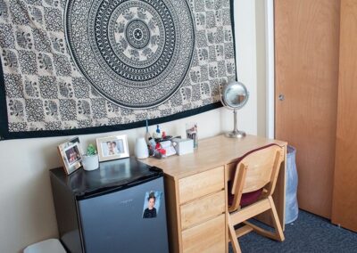 southwestern oregon community college apartment desks