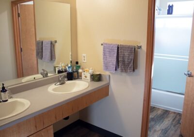 southwestern oregon community college apartment bathroom