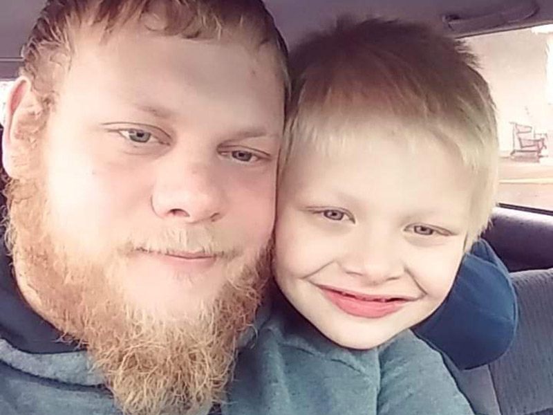 GED student Zach with his son at Southwestern Oregon Community College